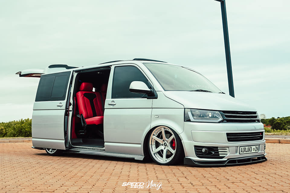 Volkswagen Transporter fitted with AIRBFT air suspension